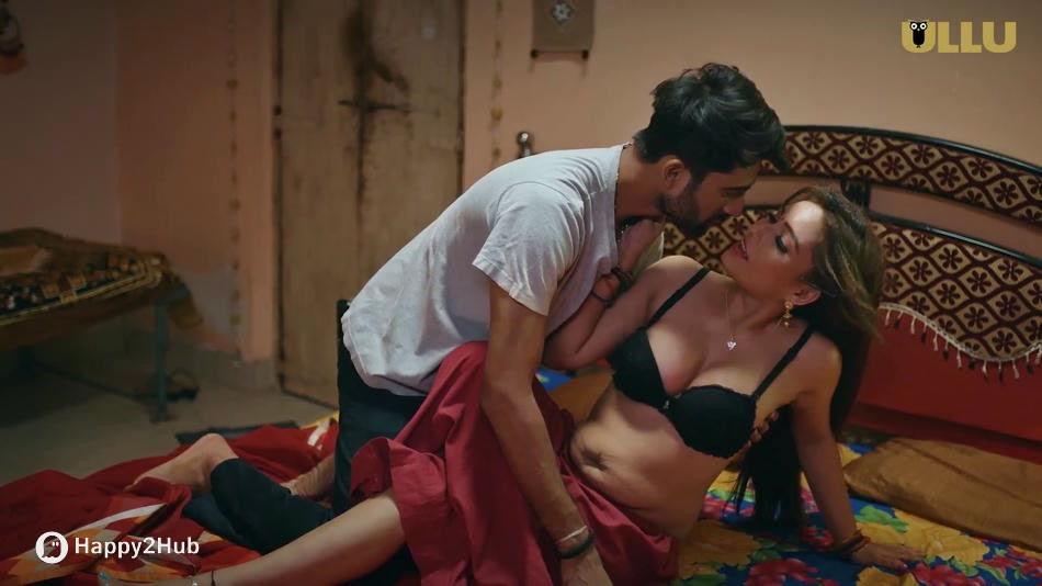 Mere Angane Mein  Ep6 – Ullu – Zoya Rathore Bhabhi Sexy Video