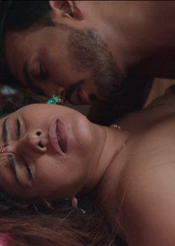 Bindiya Ki Suhaagraat E1 -Anita Jaiswal Bhabhi Sexy Video