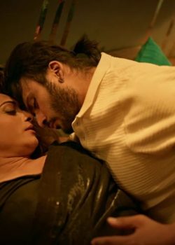 London Dreams E4 -Satarupa Pyne Naukrani Ki Chudai