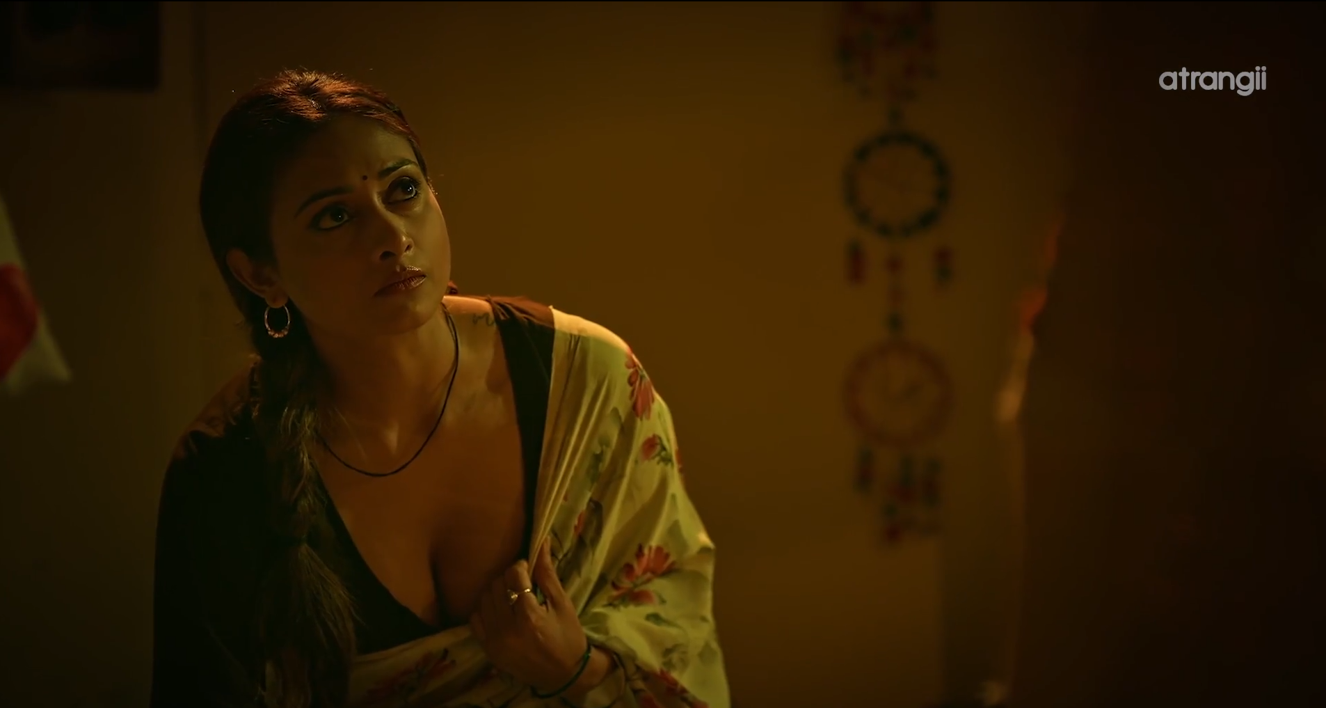 London Dreams E6 -Satarupa Pyne Indian Bhabhi XNXX