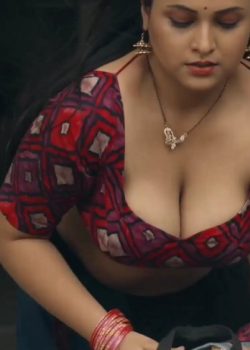 Choodiwala E1 – Aliya Naaz Desi Bhabhi Sexy Video